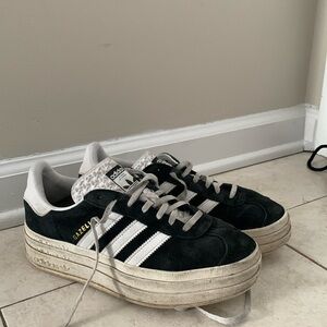 Black Sambas Platform Gazelles